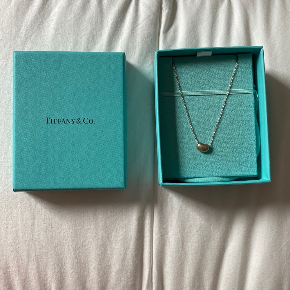 Tiffany and Co Bean Necklace (Silver)